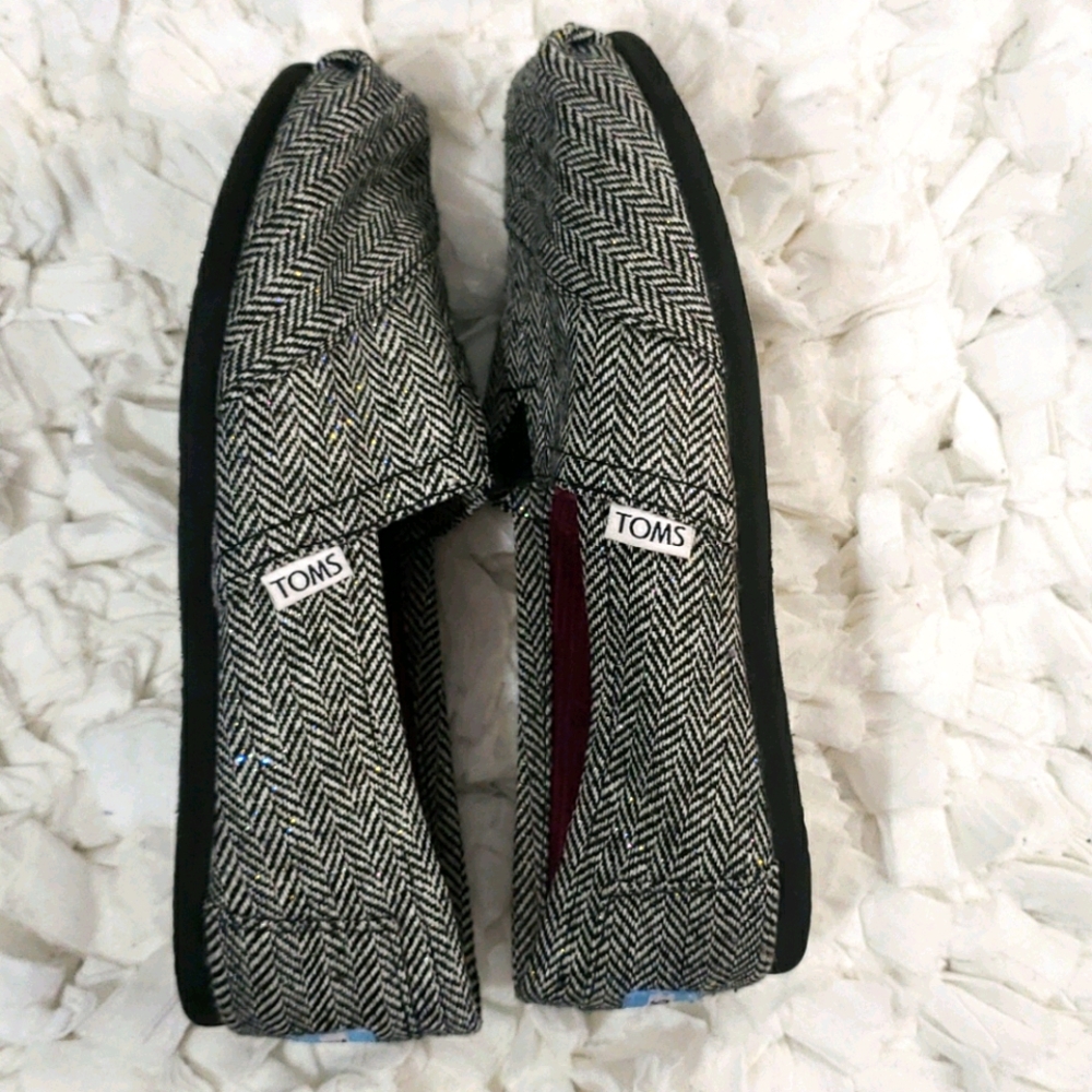 Toms Classics Women's Size 6 Black Metallic Herringbone Shoes - Picture 9 of 12